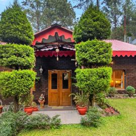 The Anchorage by StayVista - 2BHK Pet-Friendly Villa with Alfresco Dining