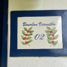 Pousada do Café - Chalé 2 -São Sebastião da Grama, hotel in São Sebastião da Grama