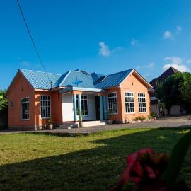 The elfa home - family recede, hotel i Kerege