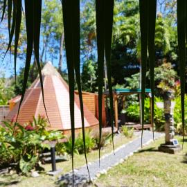 Gite du Manial Tipi bois Danse du Soleil, hotell i Pointe-Noire