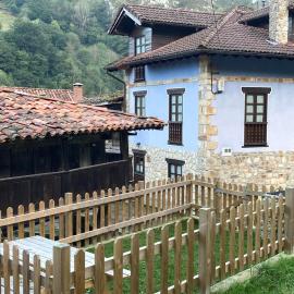 Casa rural Espinareu, viešbutis mieste Espinaredo