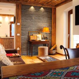 Modern mountain retreat with Tre Cime and lake views