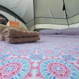 GLAMP & SAVE -RENT CASH 10FT COZY HOUSE TENT & BREAKFAST INCLUDED- & GET 10 DIS-COUNT BIOBAY TOUR TEXT 787-614-5678 & SILENT EARPLUG NIGHT -Shadow Fruit Trees -5 Min -Biobay Stations Restaurants Beaches HOMELY BIOLOGIST VACATION HELPERS – hotel w mieście Vieques