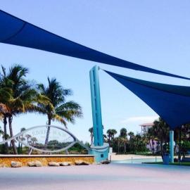 Blue Hideaway With Shared Spaces, hotel a Riviera Beach