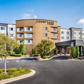 Courtyard by Marriott Columbus Phenix City, hótel í Phenix City
