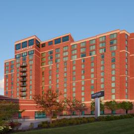 Courtyard by Marriott Ottawa East，渥太華的飯店