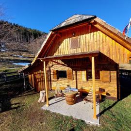 Koča Lipa pod Veliko planino, hotel din Luče