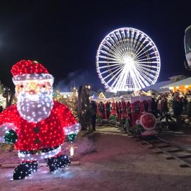 Azur, a 100m du marché de Noel, appartement 4 personnes et parking privé
