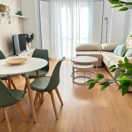 Apartamento turístico Clavero 3، فندق في بلاسينثيا
