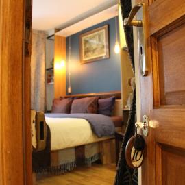 Cédric Accueille - Homestay PARIS, hotel in Paris