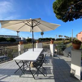 La casa di Carlotta、ロアーノのホテル