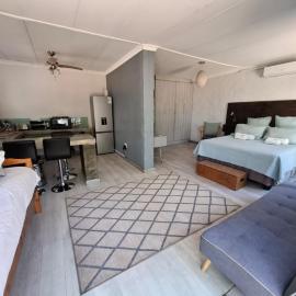 Emmaus Apartment