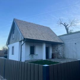 Malý domček Devičie, hotel a Devičie