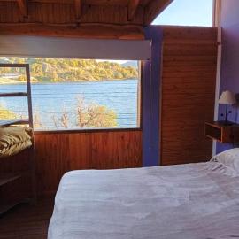Patagonia Andina, a metros del lago, excelente vista, hotel in Villa Pehuenia