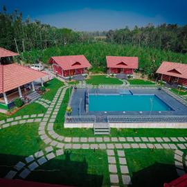 Mountain Peak Resort, hotel in Hassan