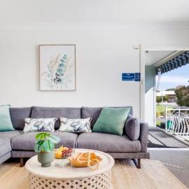 Ocean Blue Apartment Three