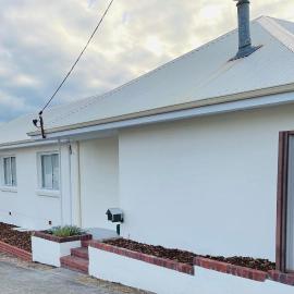 The Riverbank Suite House on Throssel