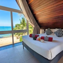 Ocean Half Moon Villa - by KohChangVillas, hótel í Trat