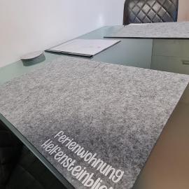 Ferienwohnung Helfensteinblick، فندق في Calden