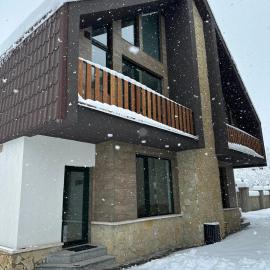 Mount Cottages Bakuriani, hotel u gradu Bakuriani