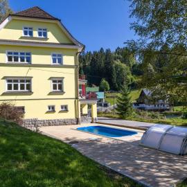 Holiday Home Villa Weber by Interhome, ξενοδοχείο σε Albrechtice v Jizerských horách