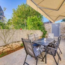 Holiday Home Tanja by Interhome, ξενοδοχείο σε Osor