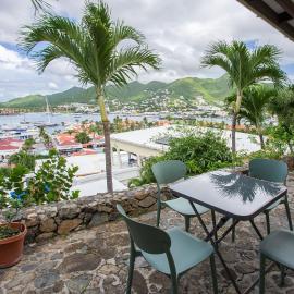 Cozy Cottage 1 bedroom with Stunning Views, Hotel in Simpson Bay