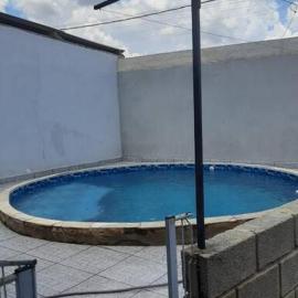 Casa com Piscina no Bairro do Cercado, hotel in Araçoiaba da Serra