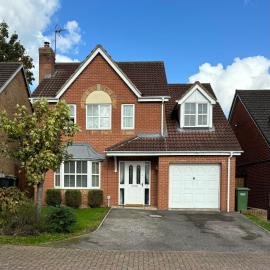 Spacious four bed detached home in Nottingham