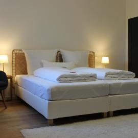 Gästehaus Friedrichstraße - ruhiges Zimmer mit Bad