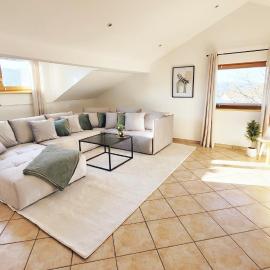 Gemütliche Ferienwohnung in Bodenmais I Sauna I Blick Silberberg, khách sạn ở Bodenmais