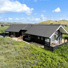 Holiday Home Hvide Sande 42, отель в городе Havrvig