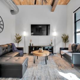 Rustic Meets Modern 2BR 2BA