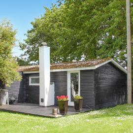 1 Bedroom Stunning Home In Ejstrupholm