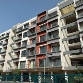 Delightful 1-Bedroom Apartment at Aquaview، فندق في بيجيلو