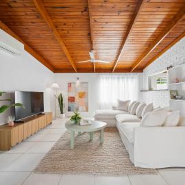 Coastal Comfort: Relax & Recharge in Maroochydore