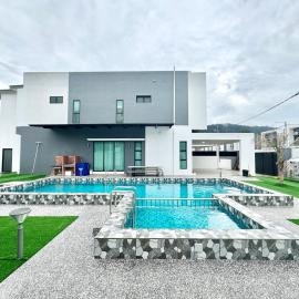 Luxury Holiday Home with Private Pool Langkawi by Zervin, hotel in Ulu Melaka