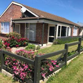 Cozy 2 Bedrooms Lavender Garden House