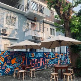 Viesnīca Lakayo Hillside Apartelle pilsētā san juan la union