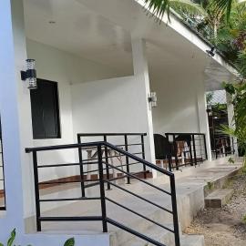 S&Rs Cottages And Rentals, khách sạn ở Mambajao