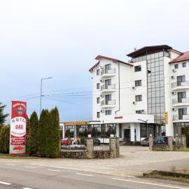 Hotel Coral, hotel in Satu Mare