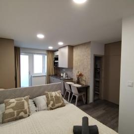Štúdiový apartmán pri parku, hotel din Solčany