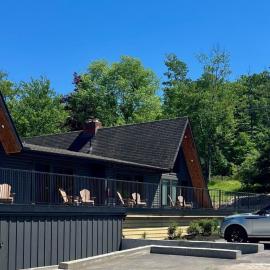 Cove Creek Lodge 208 Accessible Double Queen Room ADA, hotel u gradu 'Oakland'