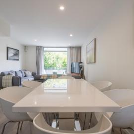 Spacious Home Near CBD SPA Pool Parking 3BR