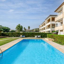 Yourhouse El Xiprer, hotel in Pollença