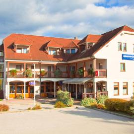 Garni Hotel Zvon, viešbutis mieste Zrečės