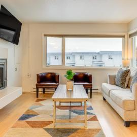 1 Mi to Dtwn: Cozy Condo in Anchorage!