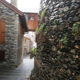 Apartamentos Ca de Marti, hotel in Bohí
