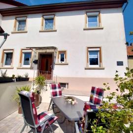 Ferienwohnung Düsel، فندق في Maroldsweisach