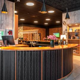 Thon Hotel Bjørneparken, hotell i Flå